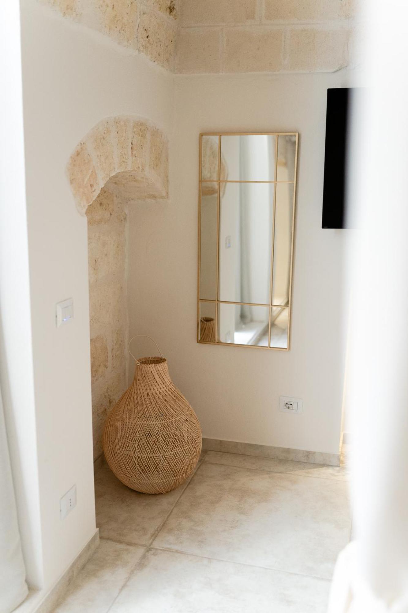 Aurluna Luxury Suites บารี ภายนอก รูปภาพ